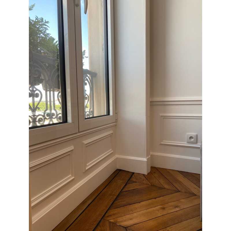 LYON La Moulure Bordelaise LYON La Moulure Bordelaise