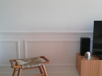 Rénovation d'appartement : bien choisir ses plinthes en bois